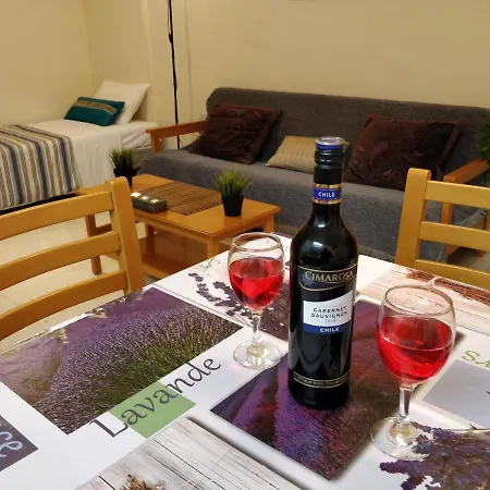 Apartment Demetris *